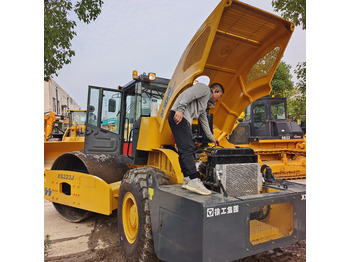 Road roller XCMG XS223J