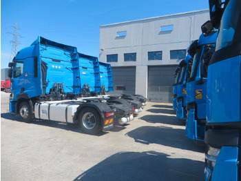 Tractor truck Renault T480 SC 4x2Tractor SELECTION: picture 5