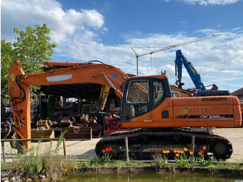 Crawler excavator DOOSAN DX255LC
