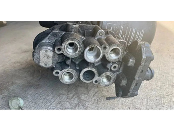 Brake valve for Truck Zespół Przygotowania Powietrza IVECO Stralis LA8609 Knorr Bremse LA8609: picture 3