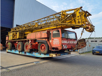 Mobile crane LIEBHERR LTM 1100