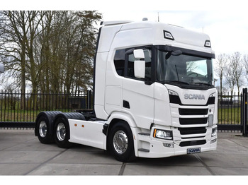 Tractor truck SCANIA R 460