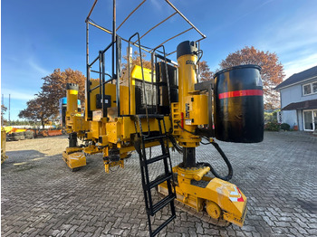 Slipform paver GOMACO