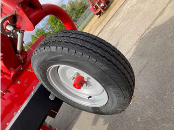 Harvester Grimme Grimme HT 210 Front Mounted Self-Propelled Topper: picture 4