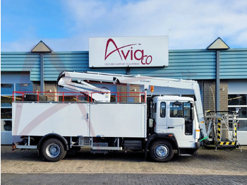 Aircraft deicer VESTERGAARD