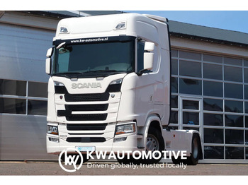 Tractor truck SCANIA S 450