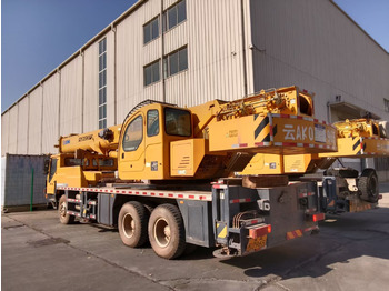 Mobile crane XCMG Official Used Pickup Truck Crane 25 Ton Small Mobile Crane Truck Hot Sale: picture 4