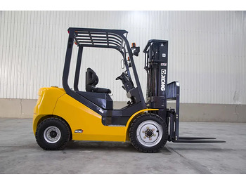 New Rough terrain forklift XCMG XCB30 3 ton hydraulic Fork Lift Truck Forklift With Attachments: picture 4