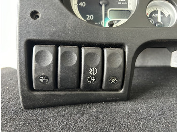 Dashboard DAF COUNTER DAF XF 105 1789469: picture 2