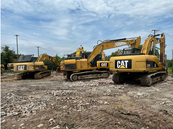 Crawler excavator CATERPILLAR 320D