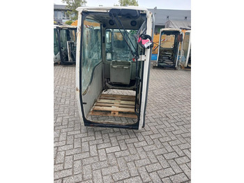 Cab and interior Liebherr: picture 2 Cab and interior Liebherr: picture 2