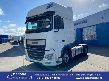 Tractor truck DAF XF 106 460