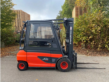 Electric forklift LINDE E