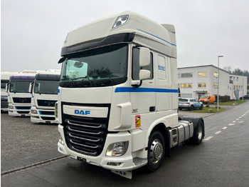 Tractor truck DAF XF 460