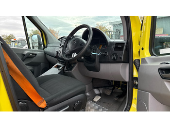 Ambulance MERCEDES-BENZ SPRINTER  519 CDI: picture 5