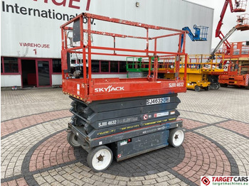 Scissor lift SKYJACK
