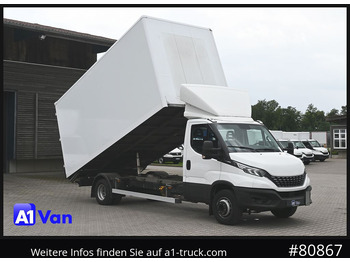 Closed box van IVECO Daily