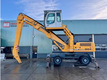 Waste/ Industry handler LIEBHERR A 924