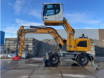Waste/ Industry handler LIEBHERR LH 18 M