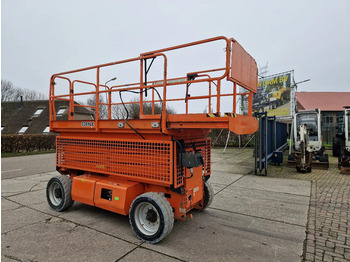 Scissor lift JLG