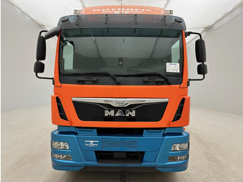 Box truck MAN TGM 18.290: picture 2