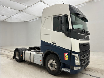 Tractor truck Volvo FH 420 Globetrotter - ADR: picture 3