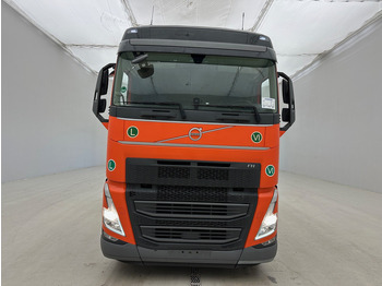 Tractor truck Volvo FH 500 Globetrotter: picture 2