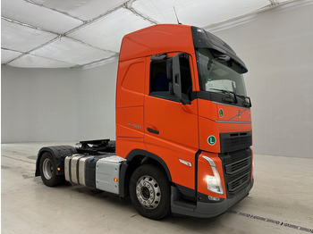 Tractor truck Volvo FH 500 Globetrotter: picture 3