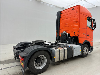 Tractor truck Volvo FH 500 Globetrotter: picture 5