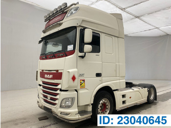 Tractor truck DAF XF 106 460