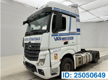 Tractor truck MERCEDES-BENZ Actros 1842