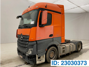 Tractor truck MERCEDES-BENZ Actros 1945