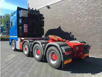 Tractor truck MAN TGX 41.680 V8 8X4 HEAVY DUTY TRACTOR 250 TONS: picture 3 Tractor truck MAN TGX 41.680 V8 8X4 HEAVY DUTY TRACTOR 250 TONS: picture 3