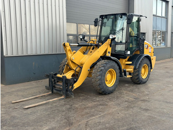 Wheel loader Caterpillar 908: picture 2 Wheel loader Caterpillar 908: picture 2