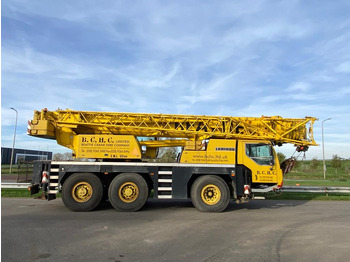 Mobile crane Liebherr LTM1055/1: picture 2