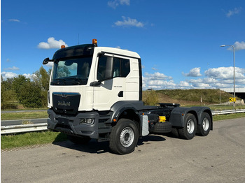 Tractor truck MAN TGS 33.400