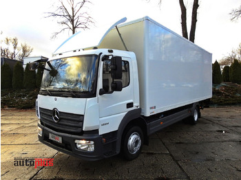 Closed box van MERCEDES-BENZ
