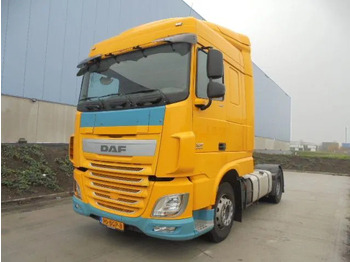 Tractor truck DAF XF 440