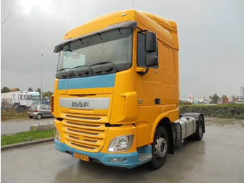 Tractor truck DAF XF 440