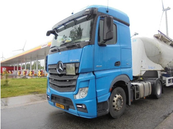 Tractor truck MERCEDES-BENZ Actros 1842