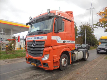 Tractor truck MERCEDES-BENZ Actros 1842