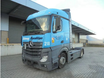 Tractor truck MERCEDES-BENZ Actros 1845