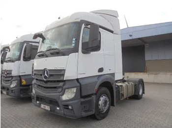 Tractor truck MERCEDES-BENZ Actros 1943