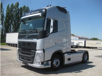 Tractor truck VOLVO FH 13 Globetrotter XL 540 4x2: picture 1