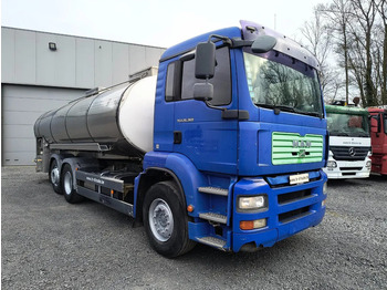 Tanker truck for transportation of milk MAN TGA 26.360 INSULATED INOX TANK - 2 COMP - AIRCO - LIFT/STEERING AXLE: picture 3