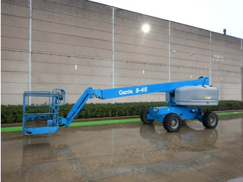 Telescopic boom Genie S45: picture 2