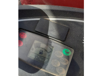 Mini excavator Mini pelle JCB 5 t235 avec cabine Tres Bon etat general: picture 4