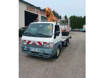 Truck with aerial platform Nacelles sur VL et PL: picture 2 Truck with aerial platform Nacelles sur VL et PL: picture 2