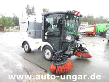 Road sweeper KÄRCHER
