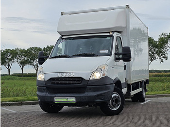 Closed box van IVECO Daily 70c17